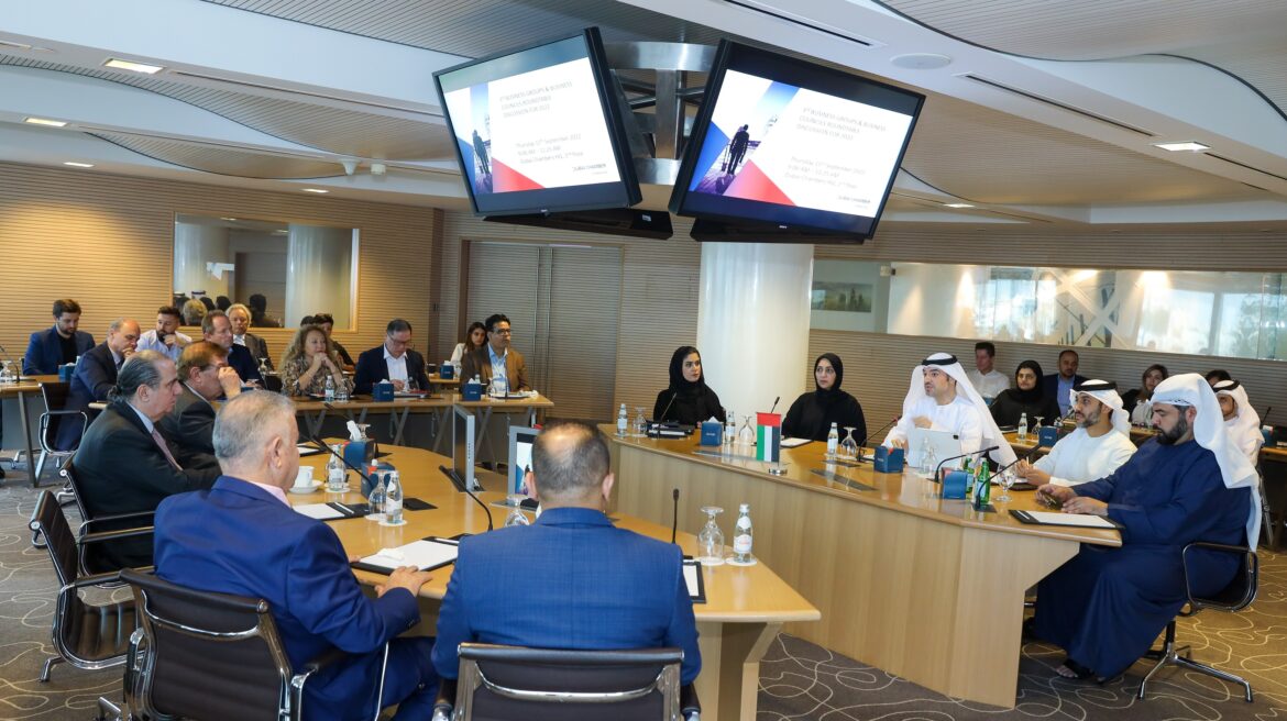 Dubai Chamber of Commerce briefs business groups and councils on economic developments