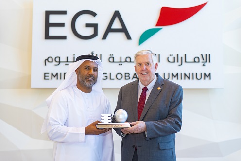 Governor of Missouri visits EGA’s Al Taweelah site