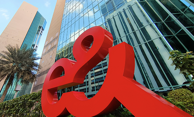 O2 Slovakia signs an agreement to acquire 100% stake of UPC Slovakia from Liberty Global